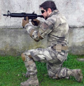 kneeling shooting position